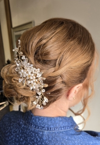 Upięcie okolicznościowe